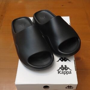 NWT Kappa Black Plume 1 Slides w/BOX